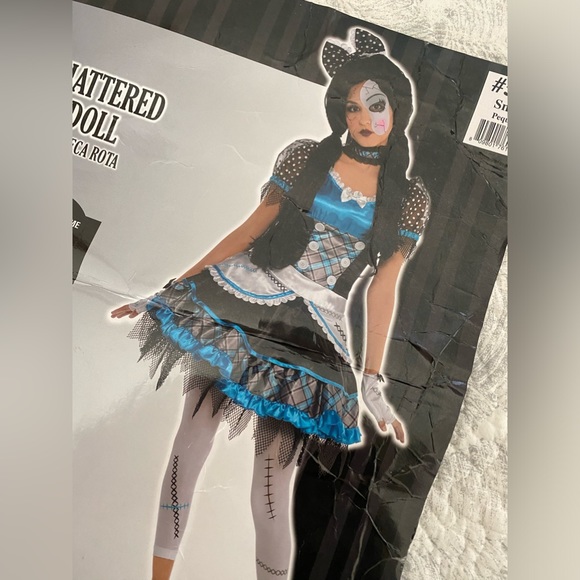 👻 “SHATTERED DOLL” HALLOWEEN COSTUME. SIZE “JUNIOR SMALL”. USED ONCE. SO CUTE! - Picture 3 of 12